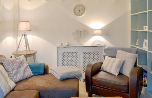 Helstone House | Gumburnville