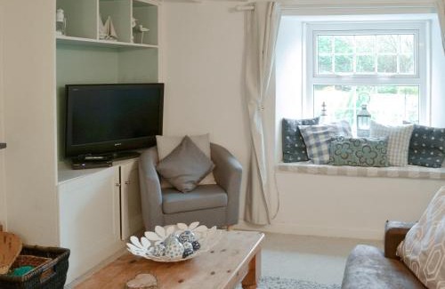 Helstone House | Gumburnville