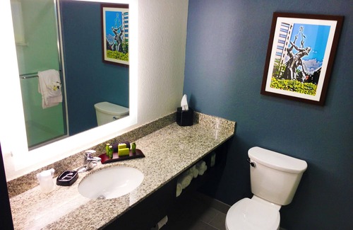 La Crosse Hotel | Gundersen Hotel & Suites