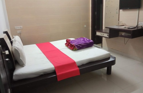 Amritsar House | Gurjeet hotel by naavagat