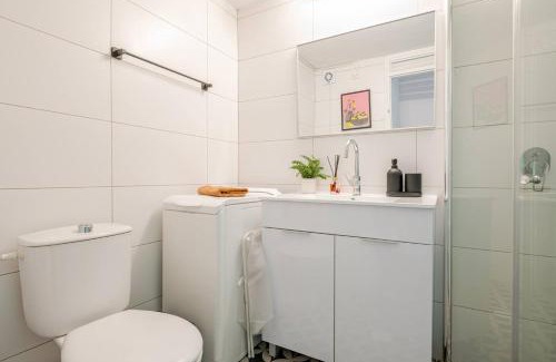 Nahariya Apartment | GW212 Gugel Waves Amazing Seaview Pool Apartments