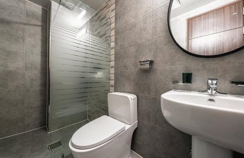Gwangju Hotel | Gwangju Gonjiam M
