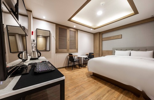 Gwangju Hotel | Gwangju Gonjiam M