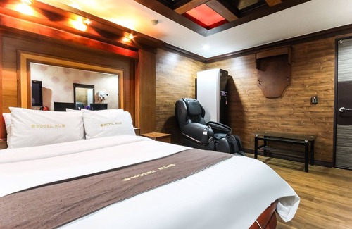 Seo-Gu Hotel | Gwangju Sangmu Honeymoon