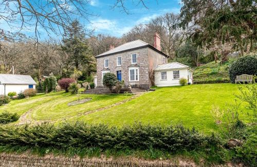 Gweek House | Gweek House