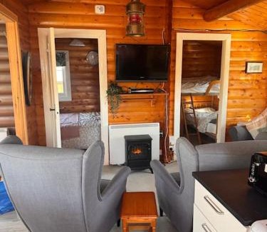 Bronaber Ski Chalet | Gwel-y-Cwm - Valley View