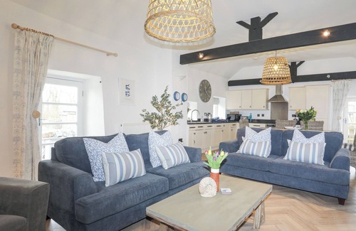 Newborough Cottage | Gwel-y-rhos