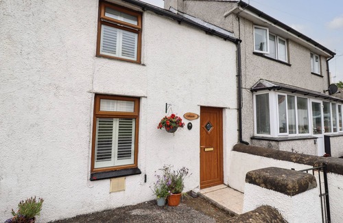 Bodorgan Cottage | Gwenallt