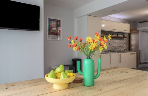 Nefyn Cottage | GWYNLE, pet friendly, character holiday cottage in Nefyn