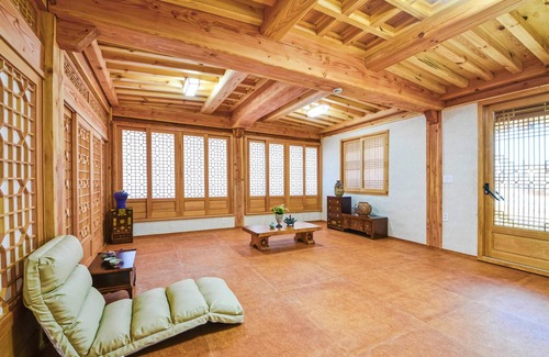 Gyeongju House | Gyeongju Hanokhotel Chunchugwan
