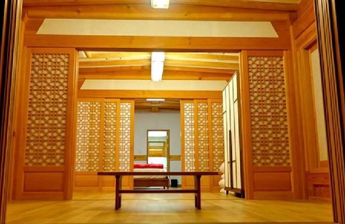 Gyeongju Hotel | Gyeongju Hwangnamkwan Hanok Hotel