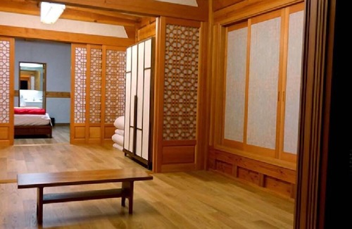 Gyeongju Hotel | Gyeongju Hwangnamkwan Hanok Hotel