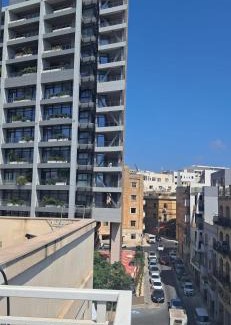 Gzira Apartment | Gzira - Modern 3 bedroom Apartment - Side Seaview