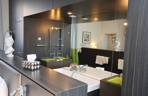 Brive-la-Gaillarde Hotel | Hôtel Château Lacan