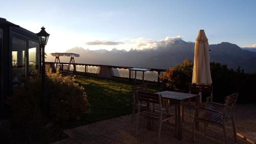 Veysonnaz Hotel | Hôtel Chalet Royal