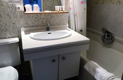 Les Sables d'Olonne Hotel | Hôtel du Commerce