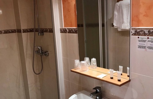 Les Sables d'Olonne Hotel | Hôtel du Commerce
