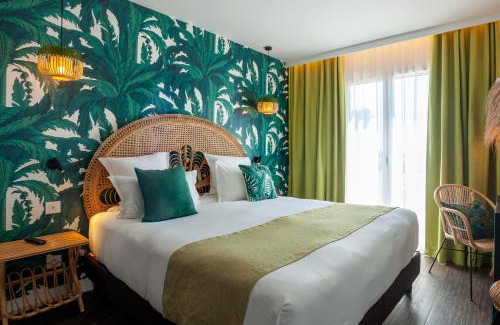Le Lavandou Hotel | Hôtel La Piscine