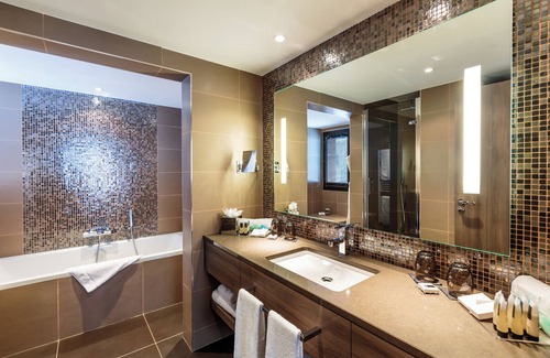 Meribel Centre Hotel | Hôtel Le Savoy Méribel