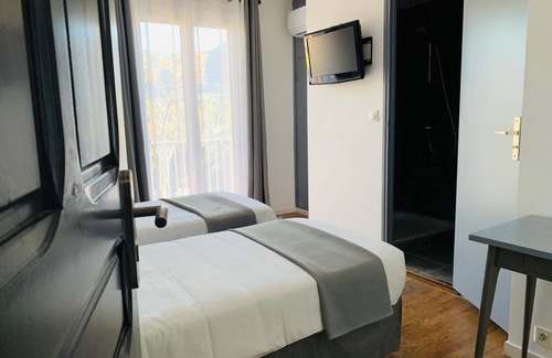 Calvi Hotel | Hôtel Les Arbousiers