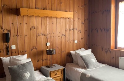 Orcieres-Merlette Hotel | Hôtel Les Catrems
