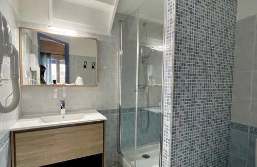 Saintes-Maries-de-la-Mer Hotel | Hôtel Les Palmiers en Camargue
