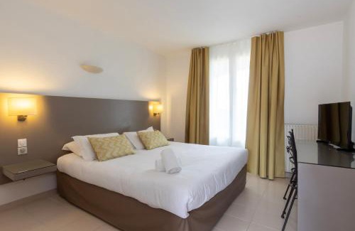 Cargese Hotel | Hôtel Les Lentisques