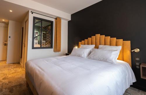 Saint-Trojan-les-Bains Hotel | Hôtel Les Pins