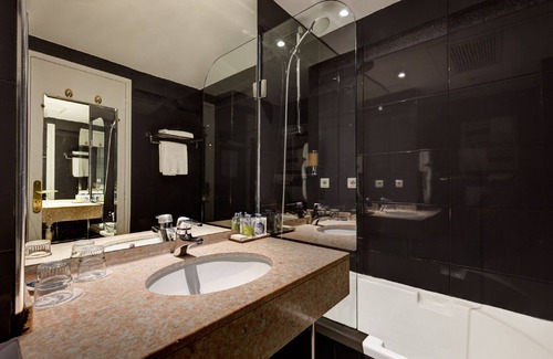 Palais-Royal Hotel | Hôtel Louvre Sainte Anne