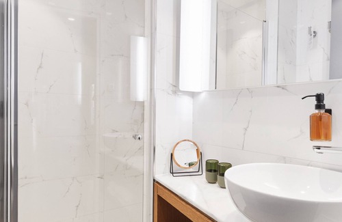 Quartier du Faubourg-Montmartre Hotel | Hôtel Petit Lafayette
