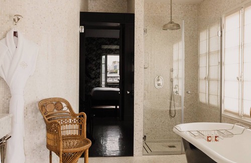 Porte-Saint-Martin Hotel | Hôtel Providence
