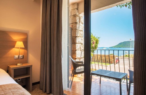 Porto-Vecchio Hotel | Hôtel Shegara