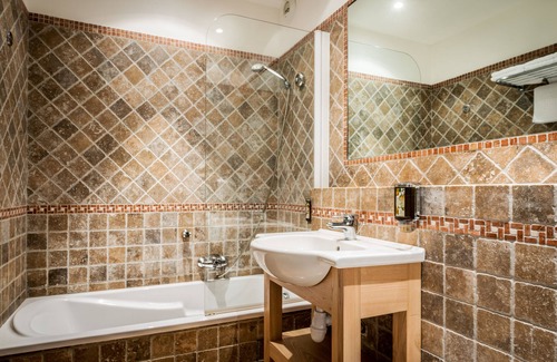 Porto-Vecchio Hotel | Hôtel Shegara