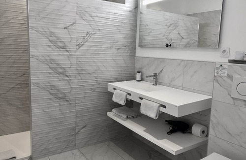 Ascq House | Hôtelya - Lille - Villeneuve d'Ascq