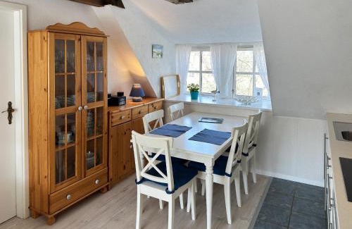 Suddorf Apartment | Hüs Sanskiin Ferienwohnung *Goodshenk*