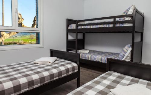 Loredo House | H.A.N.D Surf Hostel