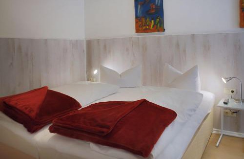 Innenstadt Apartment | H&H Apartments im Herzen der Stadt in der Lange Strasse geräumig ruhig mit Küche und Esstisch