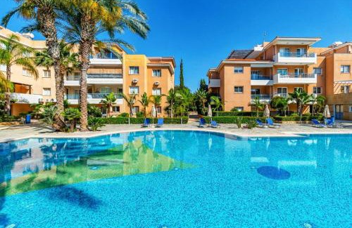 Universal Apartment | H&O Iris Sea Breeze