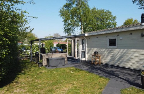 Lathum Ski Chalet | H06 de Veerstal