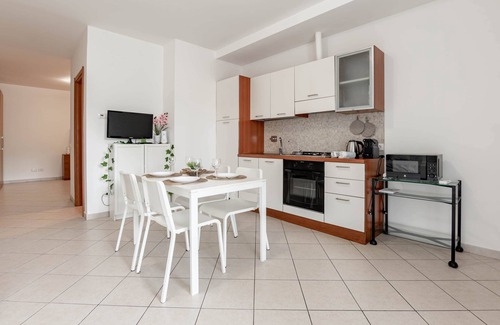 Bussana Apartment | 𝐇11 [Bussana 2A] Sea