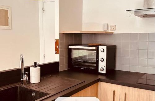 Vitre Apartment | H11 Petit duplex citadin