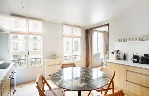 Quartier du Mail Apartment | H2 - Sublime & New Apartment Paris Center