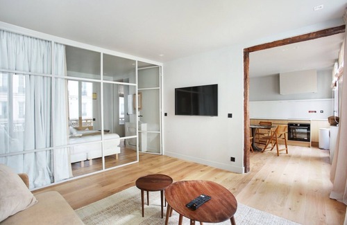 Quartier du Mail Apartment | H2 - Sublime & New Apartment Paris Center
