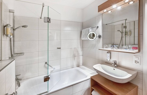Locarno Hotel | H4 Hotel Arcadia Locarno