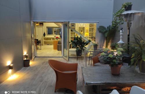 Feria House | Habitación y baño en planta independiente en centro de sevilla