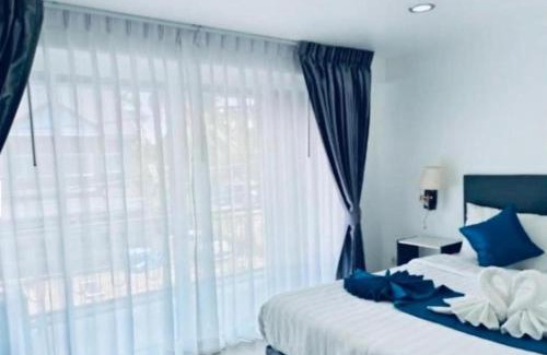 Lipa Noi Hotel | Hacia in box hotel