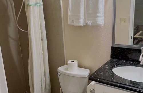 Hacienda Heights House | Hacienda Dwelling Unit 17miles-Disney