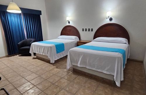 Loreto Hotel | Hacienda Suites Loreto