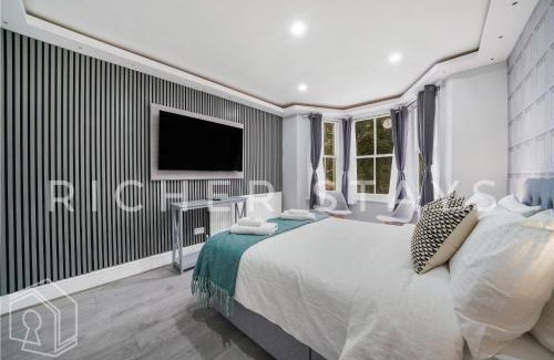 Leabridge Hotel | Hackney Deluxe Rooms