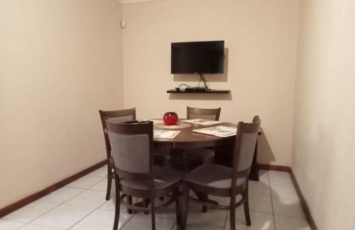Greater Johannesburg Metropolitan Area Apartment | Hadeda Cottage